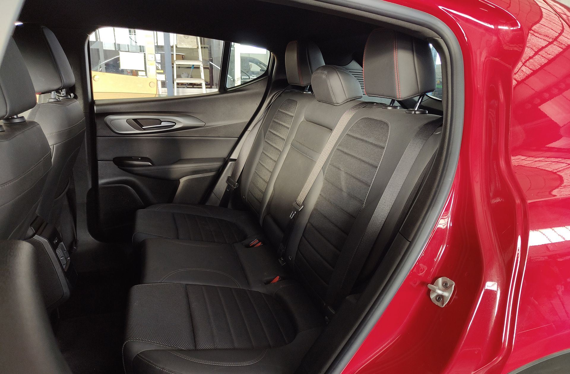 Alfa Romeo Tonale 1.5 MHEV Sprint FWD - foto 12