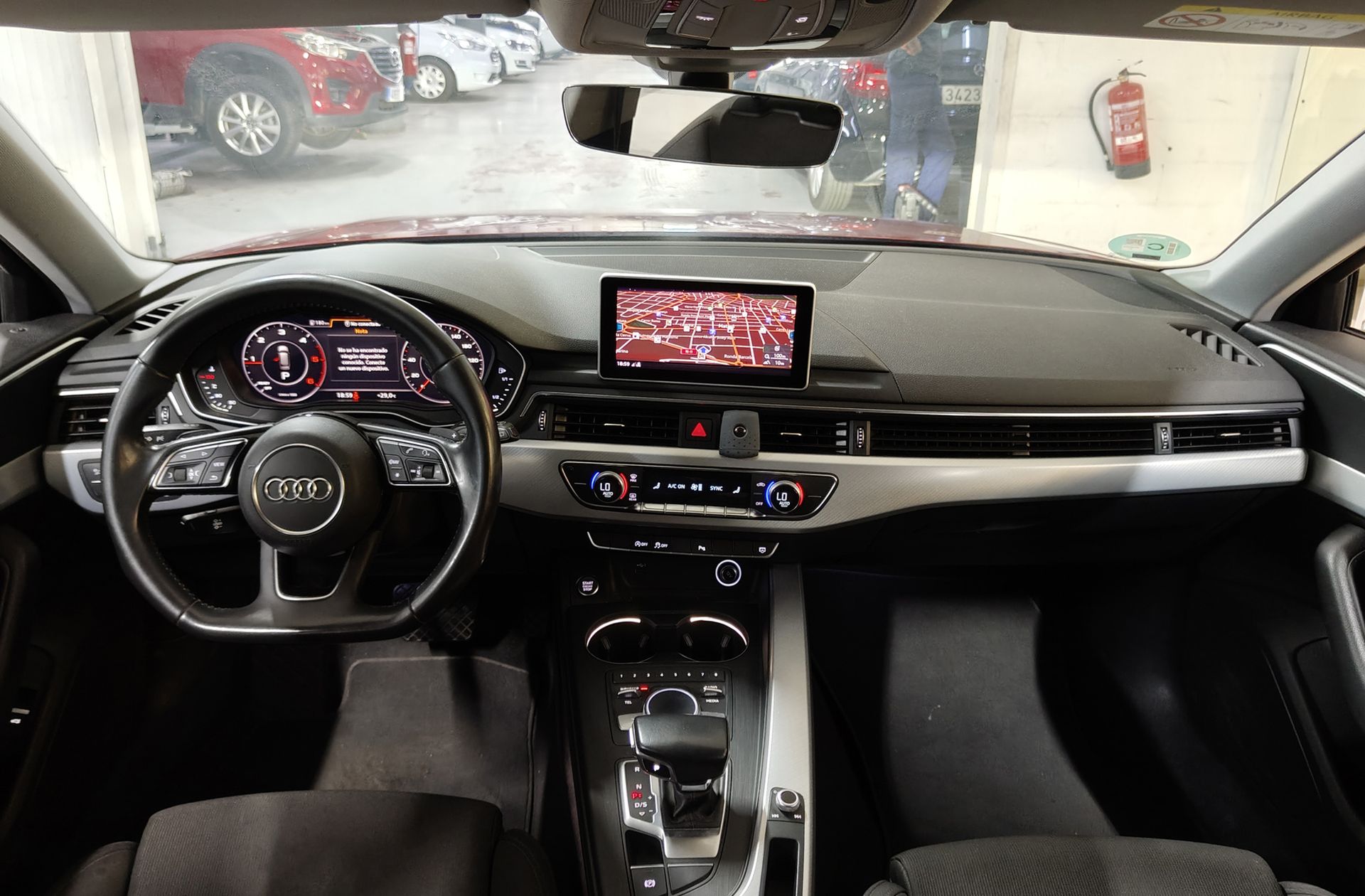 Audi A4 Avant Black line edition 2.0 TDI S tronic Pack S-Line - foto 7