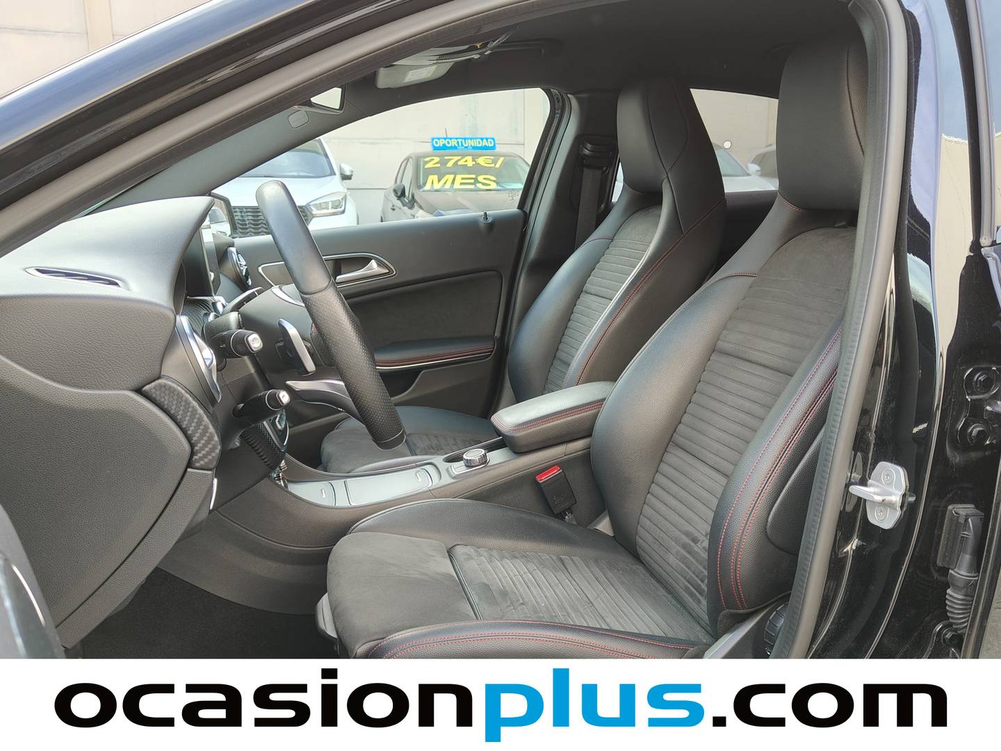 Foto asientos delanteros Mercedes Clase A Mercedes-Benz Clase A 180 (122 CV) Pack AMG