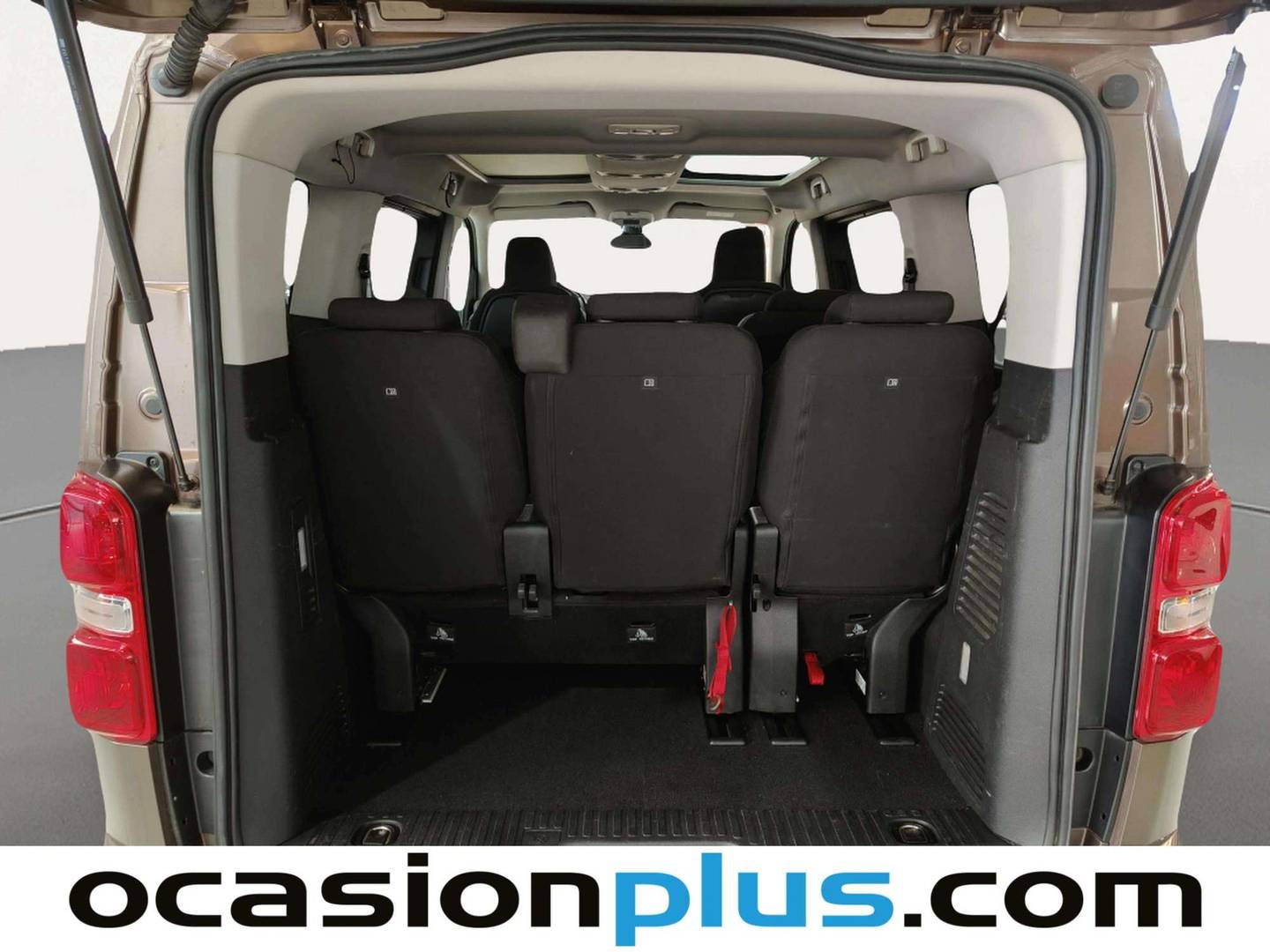 Foto Toyota Proace Verso Toyota Proace Verso 2.0D Family Advance L1 Auto (145 CV) 8 Plazas siete plazas