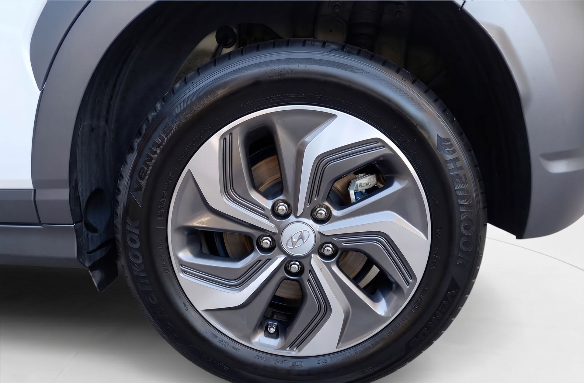 Hyundai Kona 1.6 GDI HEV Tecno 2C DCT - foto 34