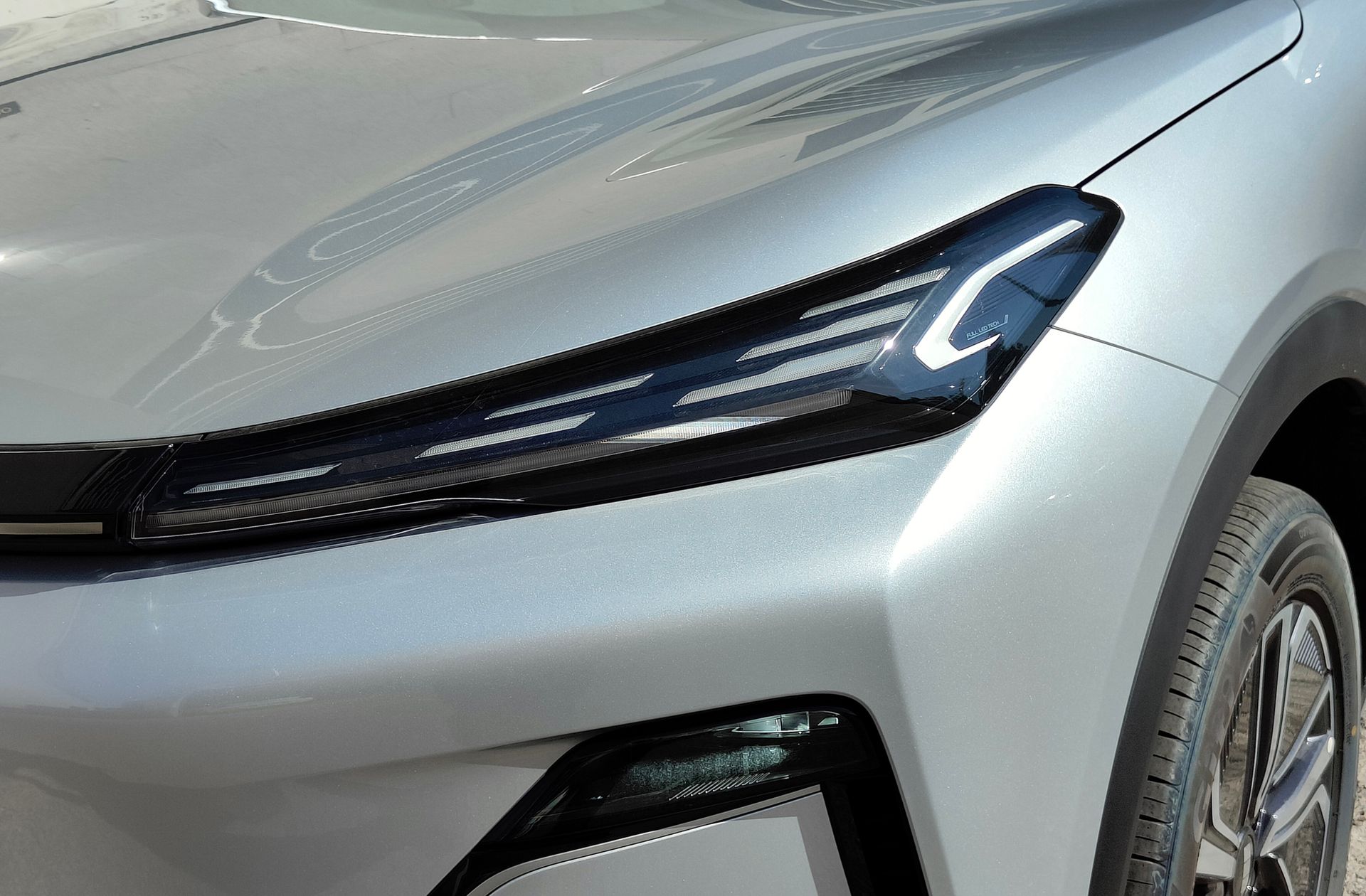 Geely Starray EM-i 1.5 PHEV Pro - foto 14