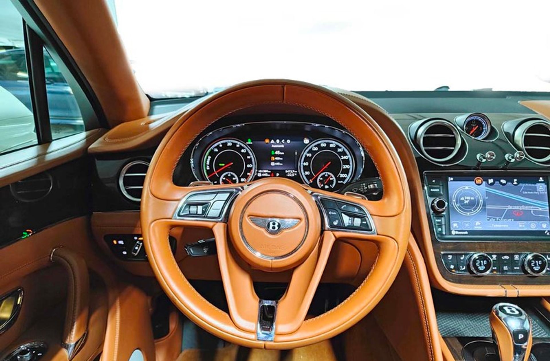 Bentley Bentayga 3.0 Hybrid 4WD - foto 45