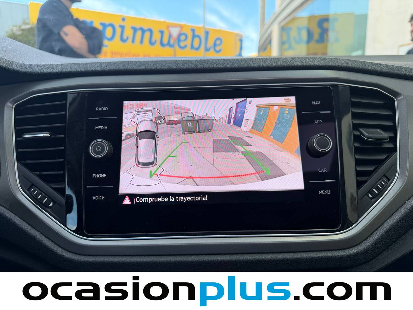 Foto Volkswagen T-Roc Volkswagen T-Roc Advance 2.0 TDI (150 CV)