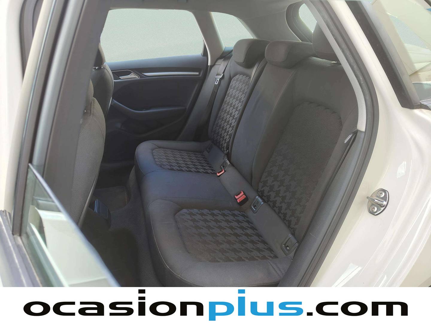 Foto asientos traseros Audi A3 Audi A3 Sportback Attracted 1.6 TDI (105 CV)