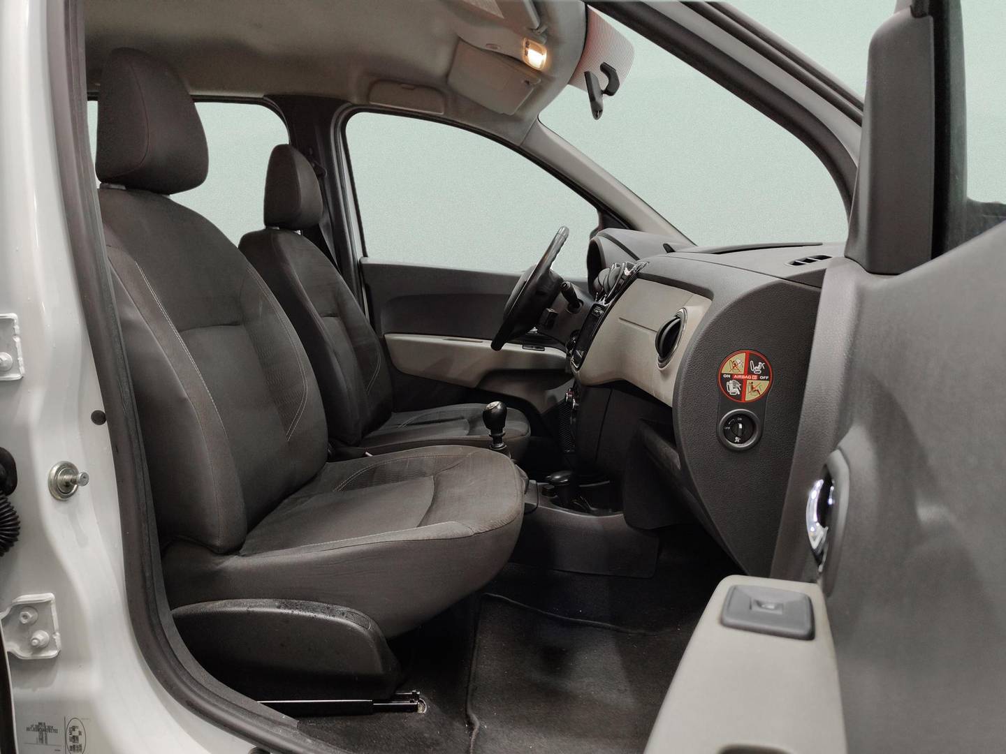 Dacia Lodgy Dacia Lodgy dCi 110 Laureate (107 CV) 7 Plazas manual