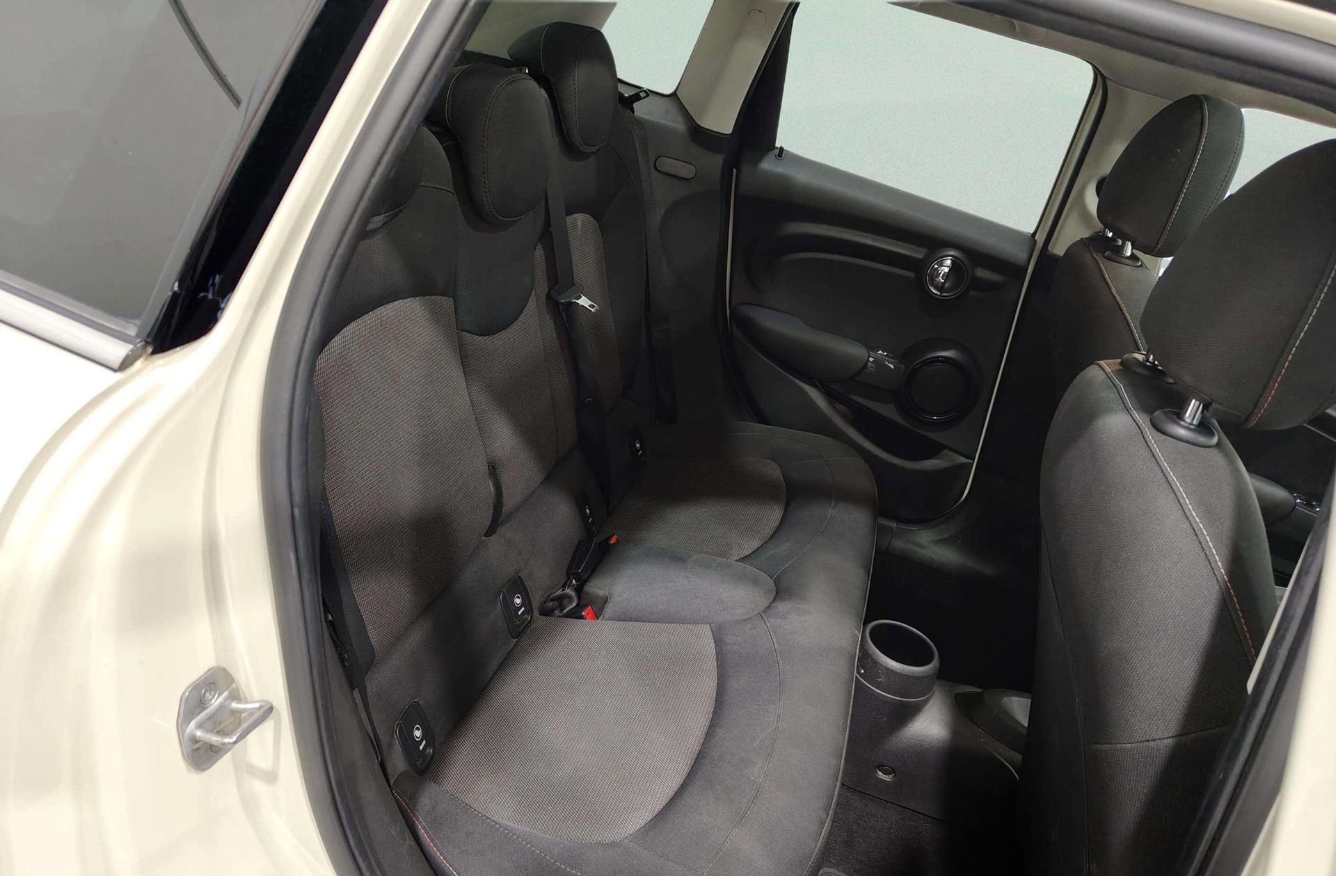 MINI Cooper One - foto 15