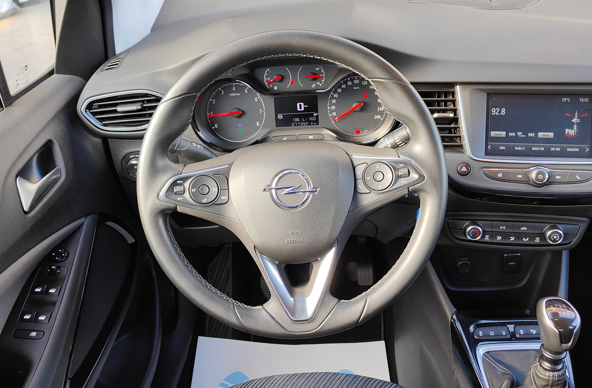 Opel Crossland 1.2 Design Line - foto 21