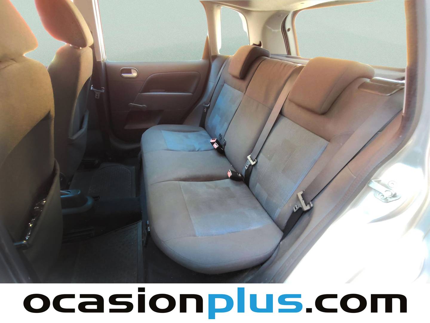 Foto asientos traseros Ford Fiesta Ford Fiesta 1.4 Newport (80 CV)