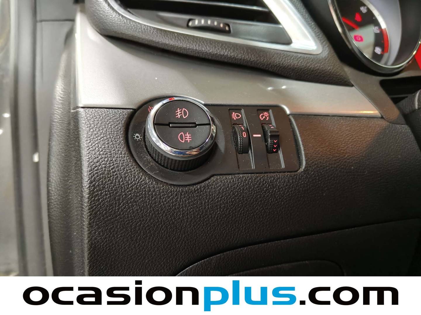 Accesorios del Opel Mokka Opel Mokka 1.6 CDTi S&S Selective 4x2 (136 CV)