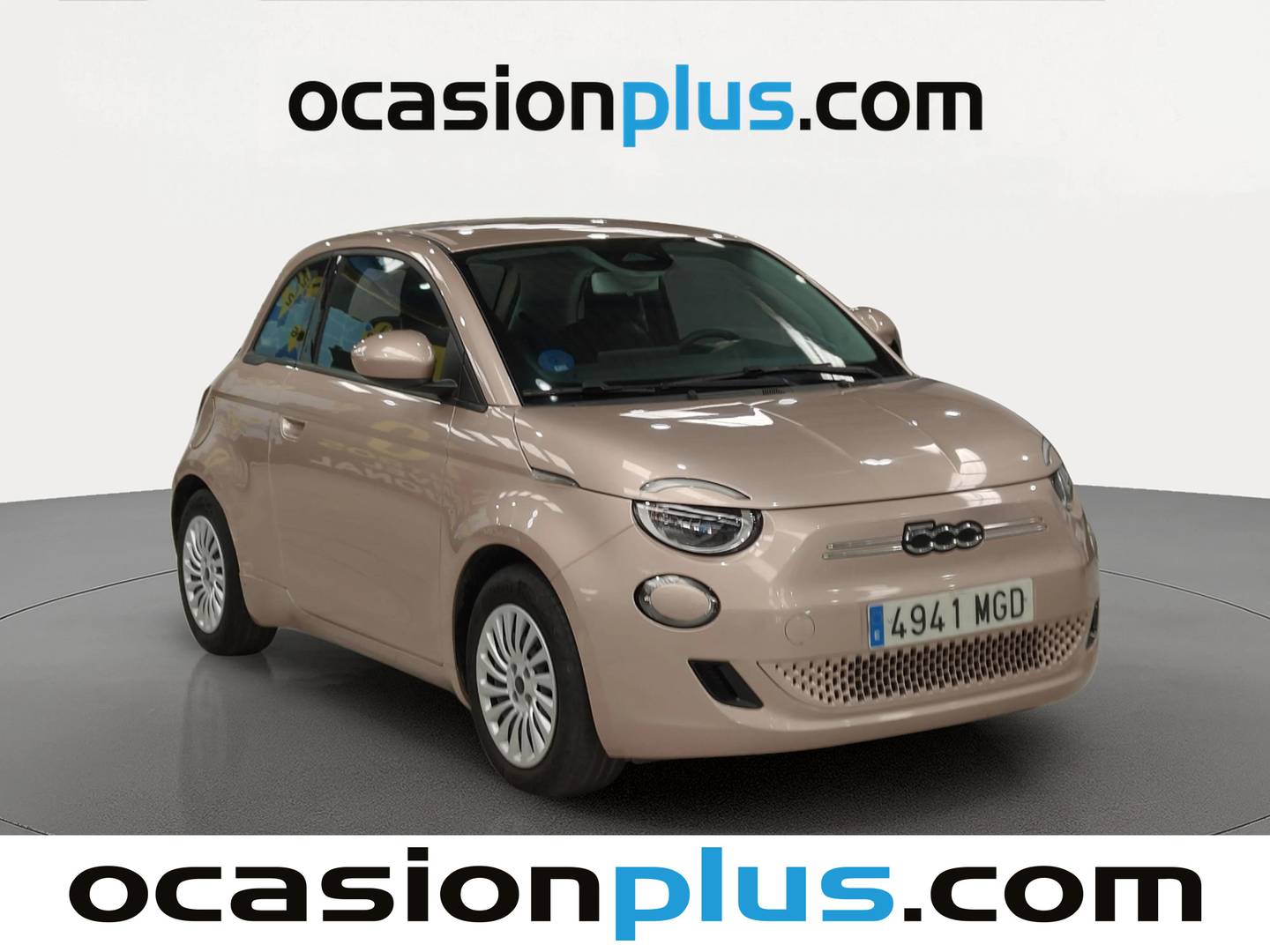 Foto delantera Fiat 500 Fiat 500 Electrico Monotrim 320km (118 CV) derecha