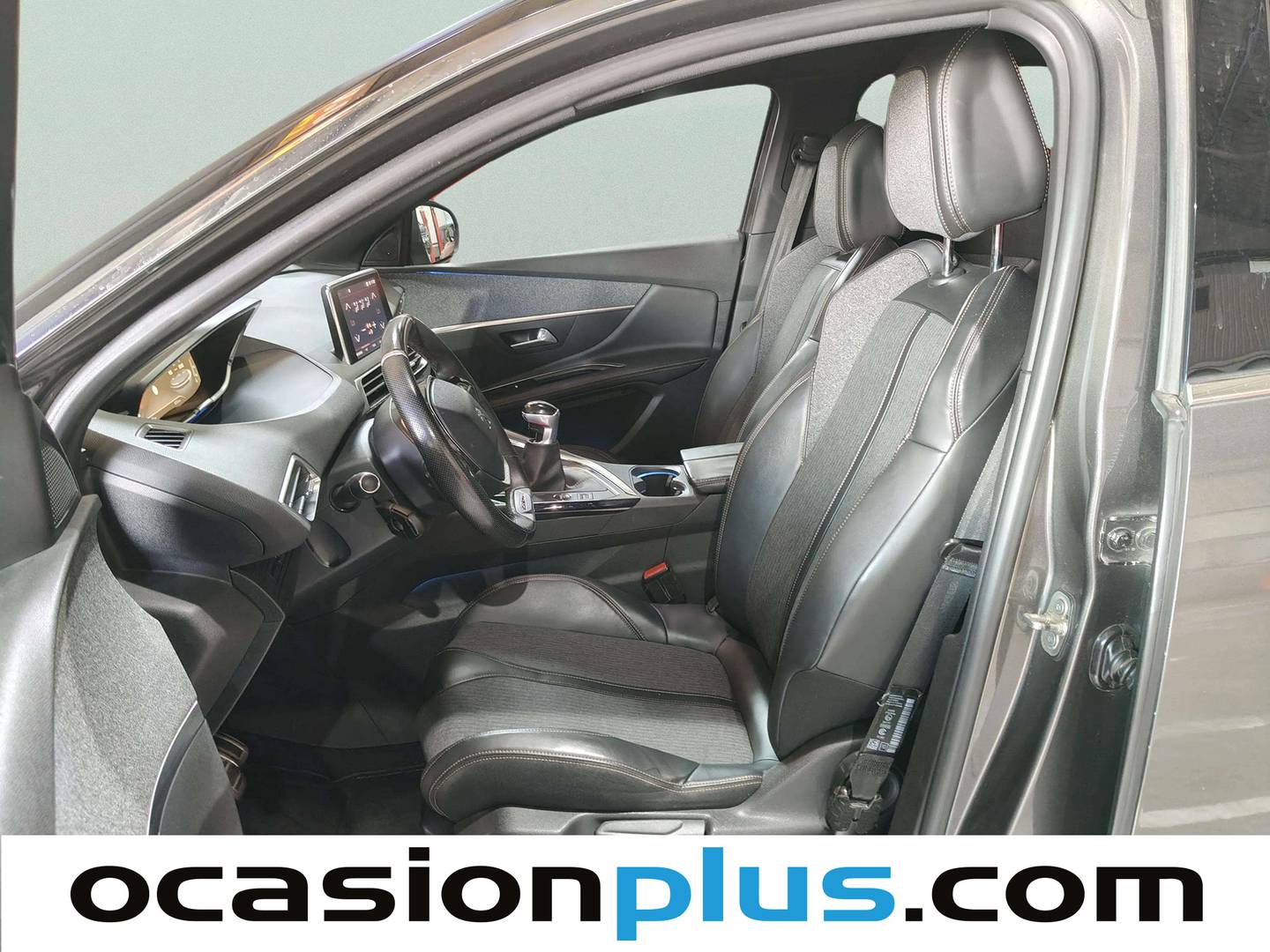 Foto asientos delanteros Peugeot 3008 Peugeot 3008 BlueHDI 130 S&S GT Line (130 CV)