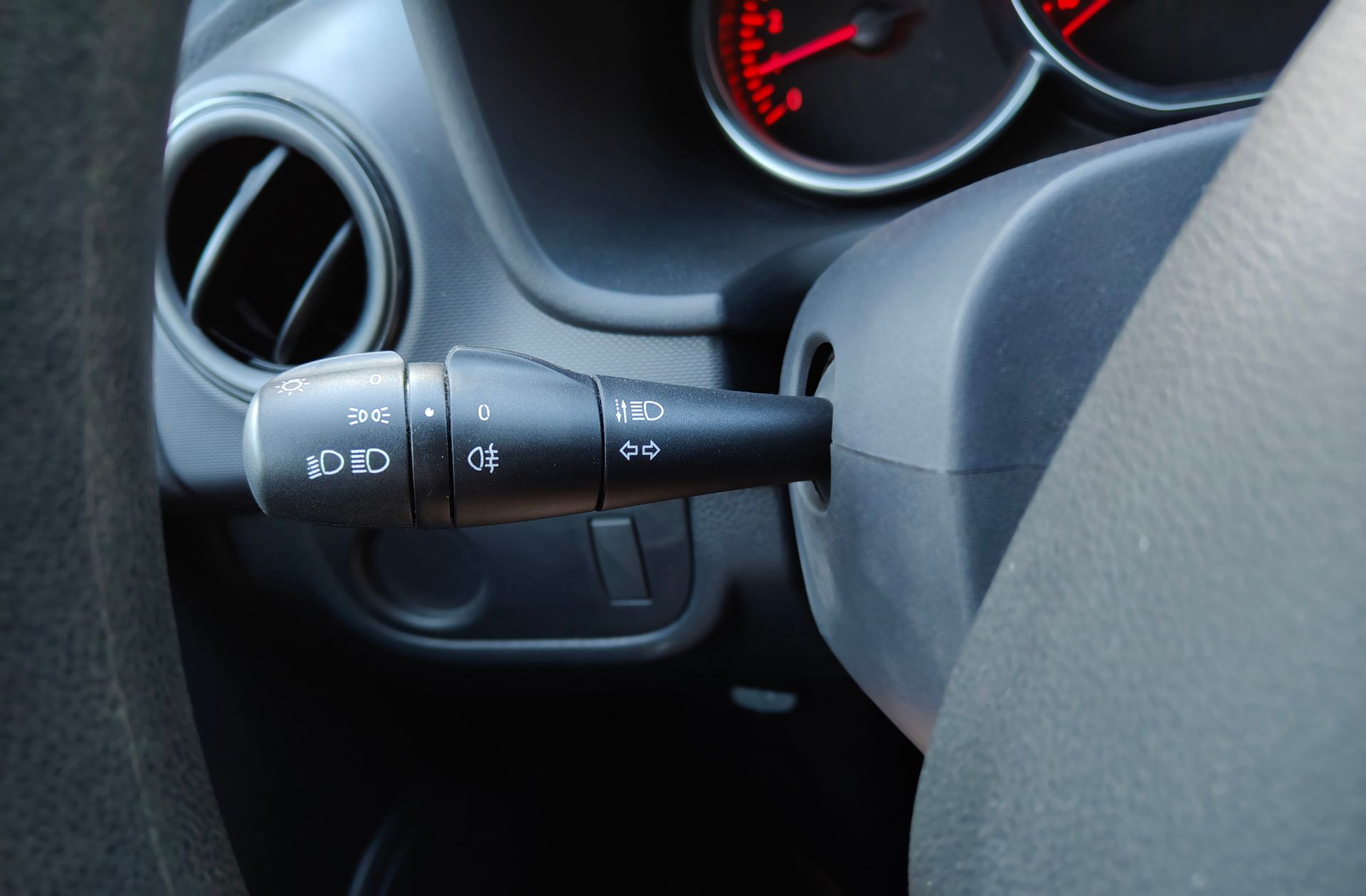 Dacia Sandero Ambiance 1.0 - foto 20