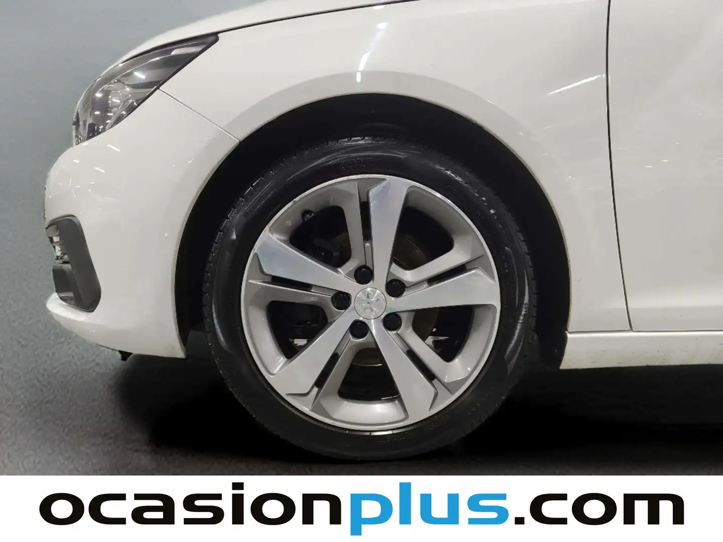 Foto Peugeot 308 Peugeot 308 BlueHDi 130 S&S Allure (130 CV)