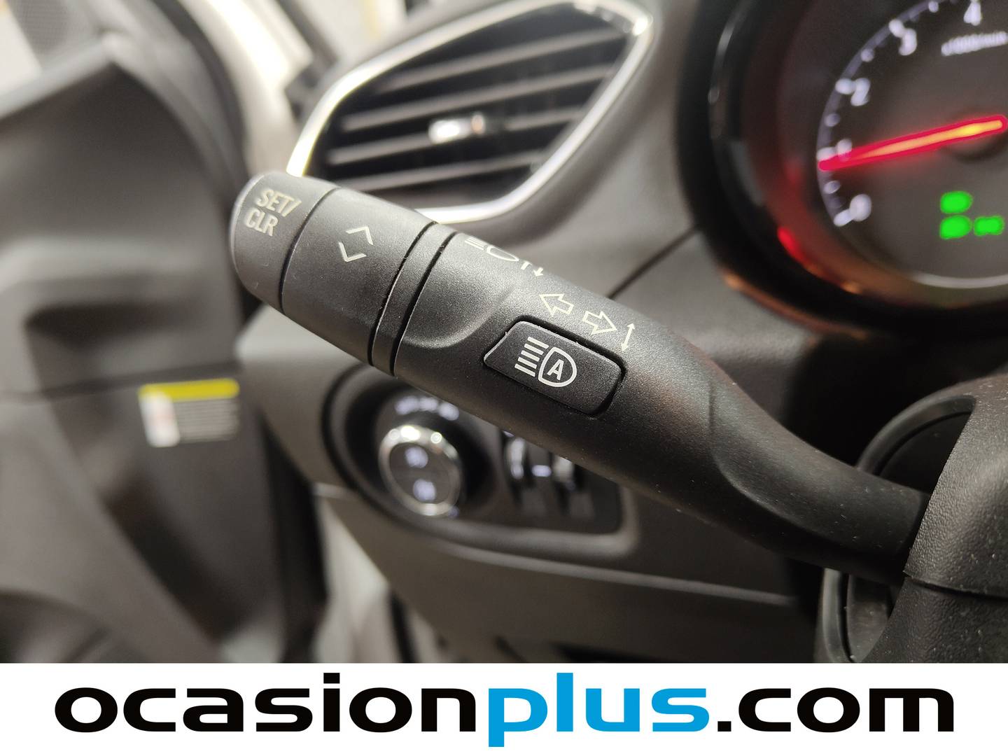 Opel Grandland X Opel Grandland X 1.2 Turbo Selective (130 CV) gasolina