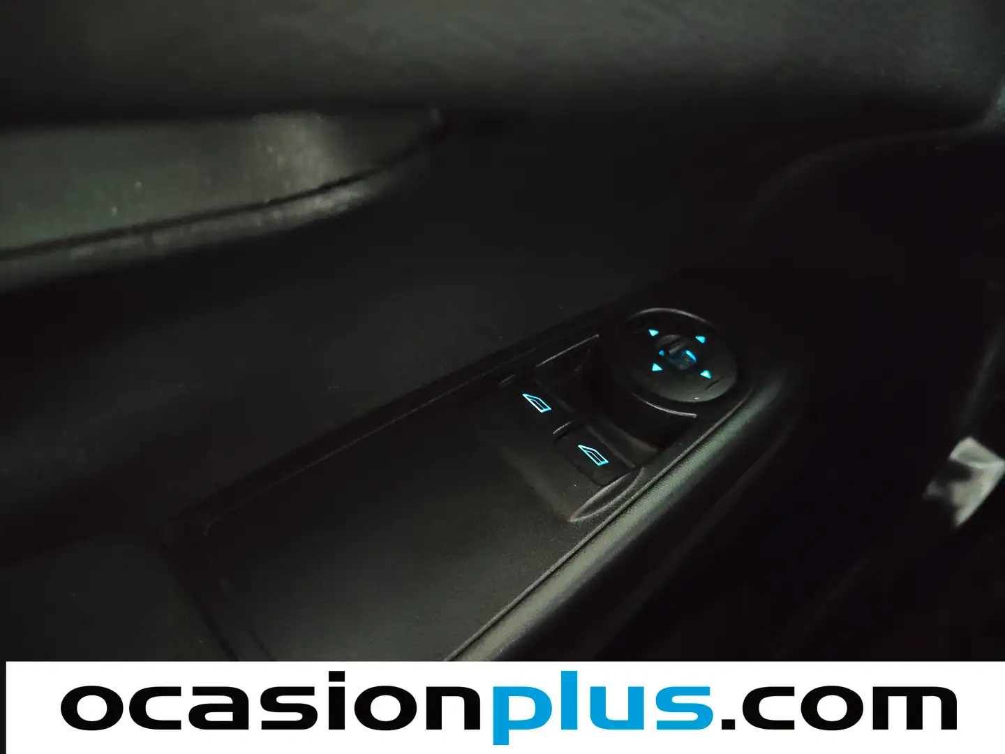 Foto Ford Transit Courier Ford Transit Courier 1.5 TDCI Trend (75 CV) GLP