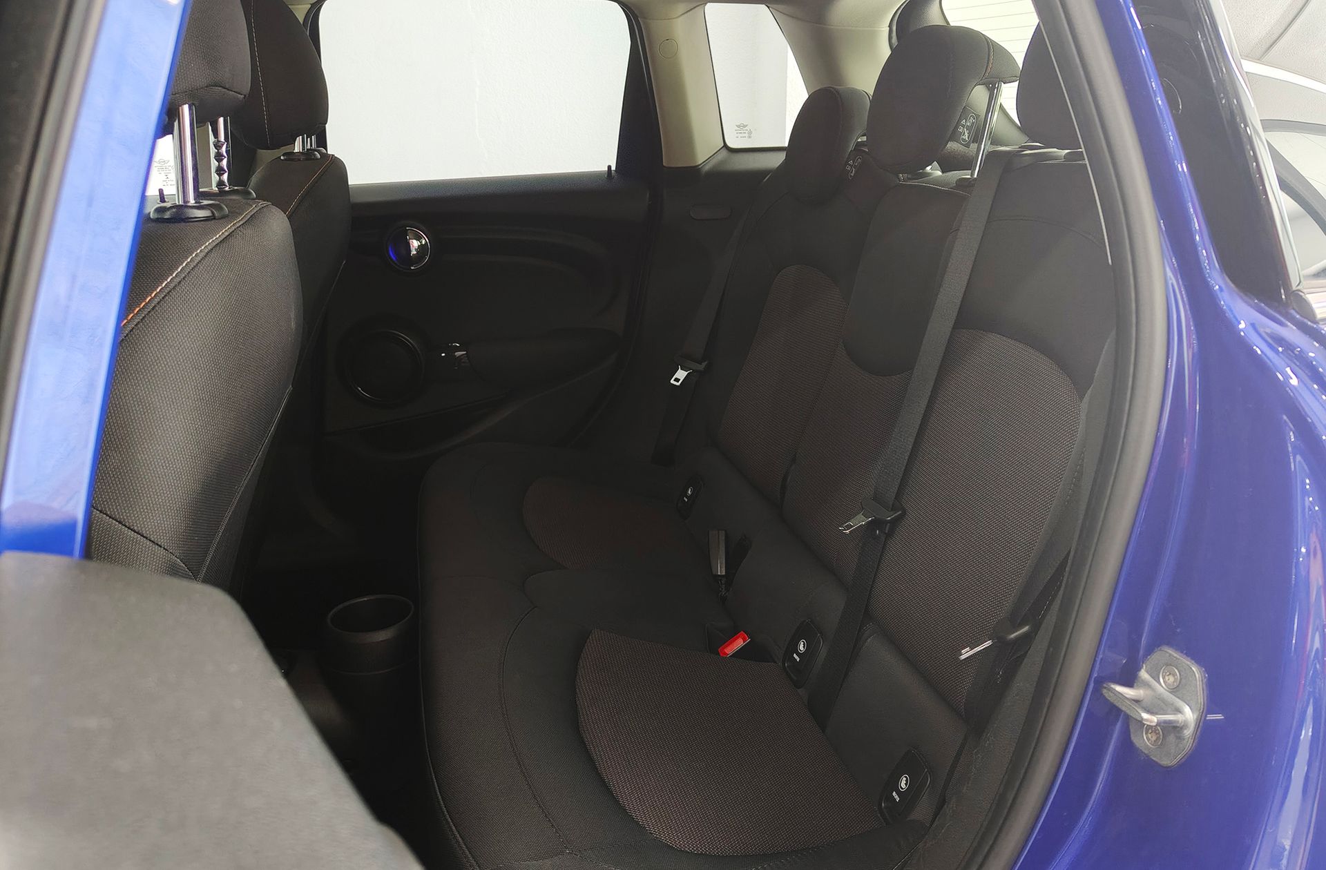 MINI Cooper One D - foto 9
