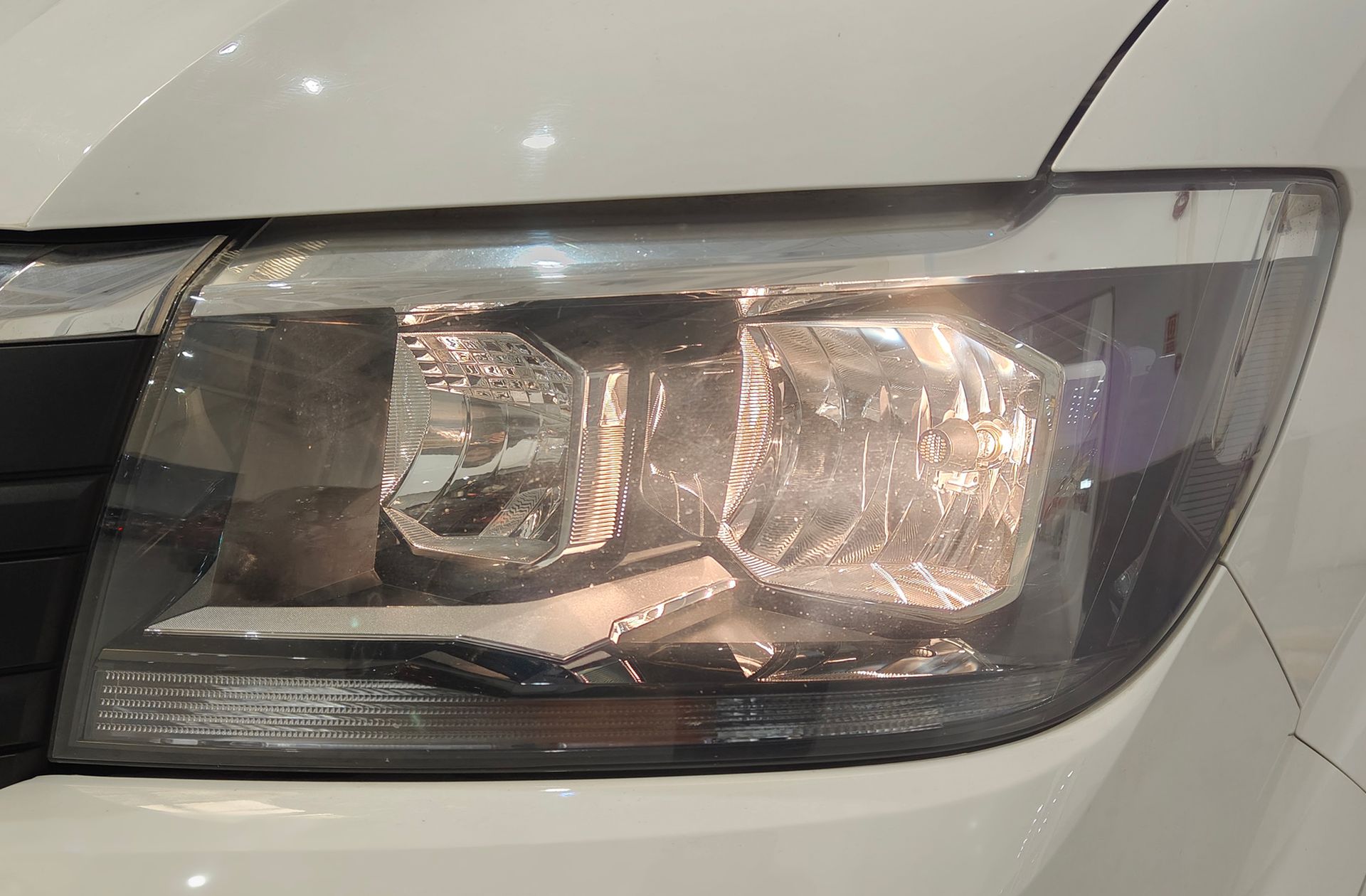 Volkswagen Crafter Furgon Batalla Media TN 2.0 TDI 3.500 - foto 10