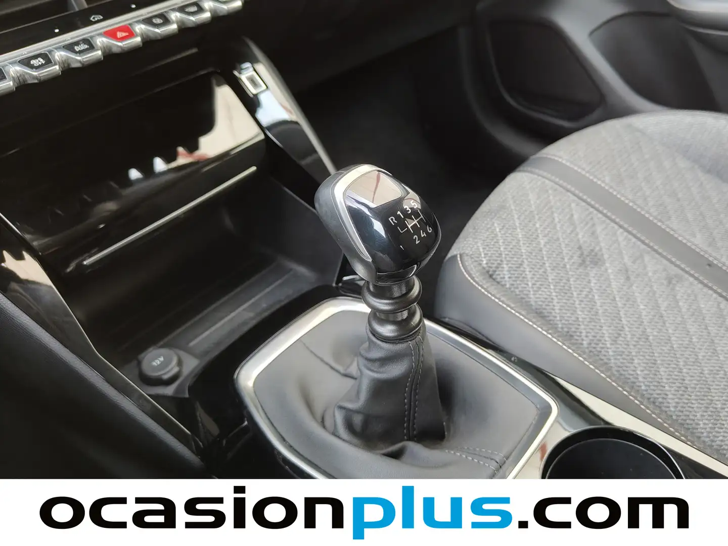 Foto Peugeot 208 Peugeot 208 PureTech 100 Allure (100 CV)