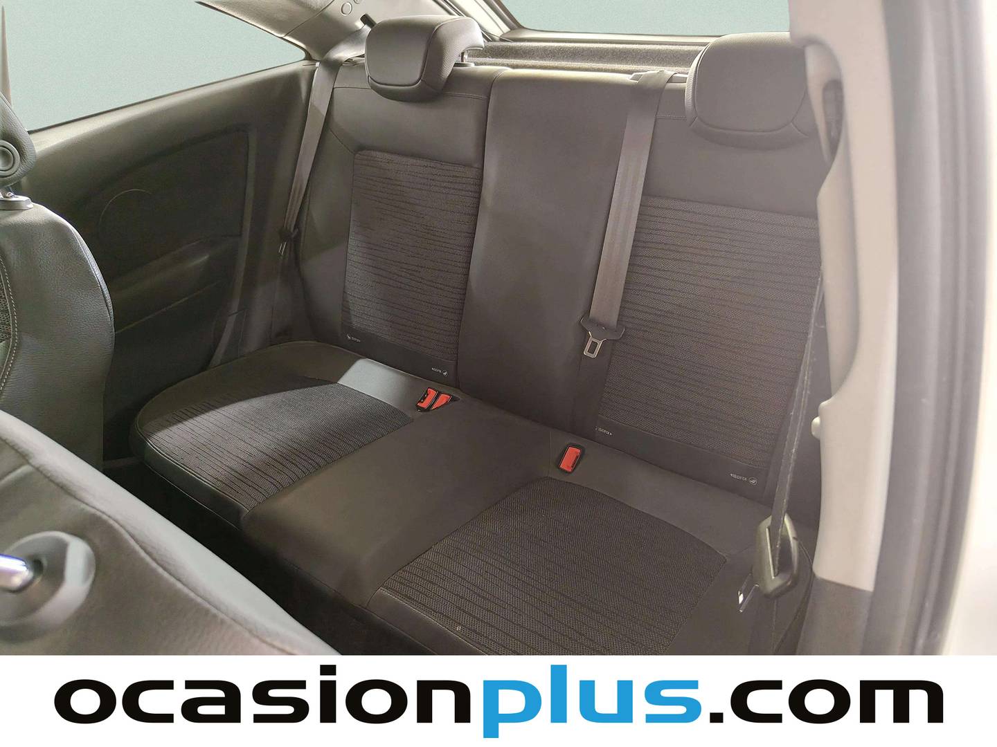 Foto asientos traseros Opel Corsa Opel Corsa 1.4 S&S Selective (100 CV)