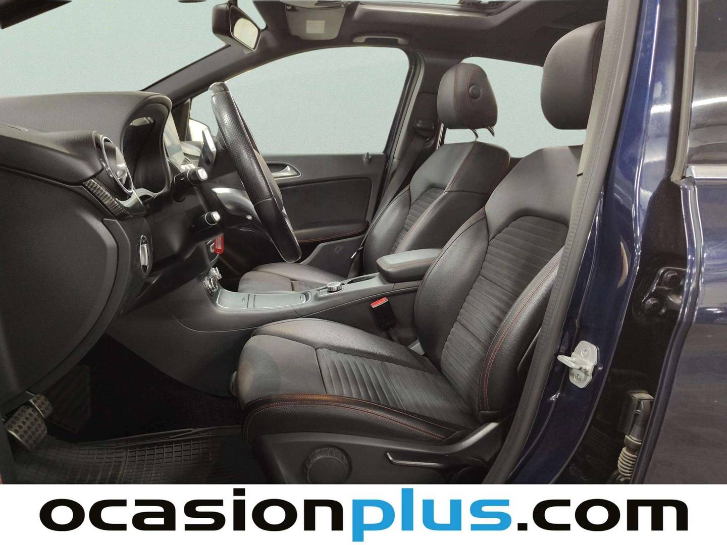 Foto asientos delanteros Mercedes Clase B Mercedes Clase B 200 d (136 CV)