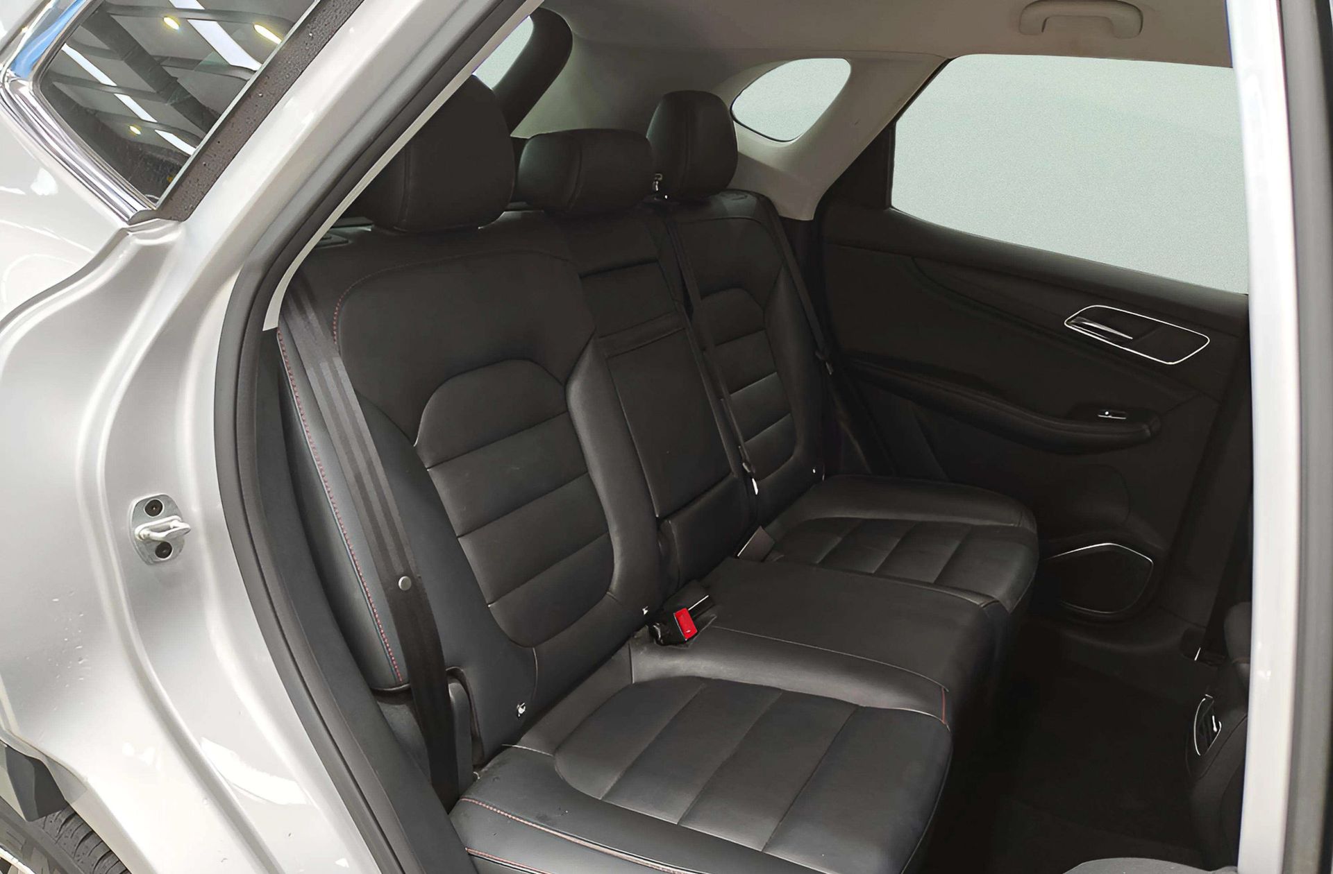 MG HS 1.5 Turbo GDI Comfort - foto 16