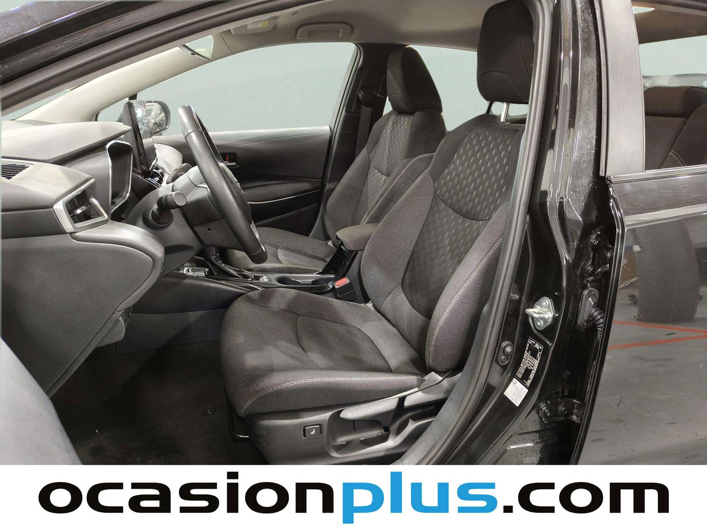 Foto Toyota Corolla Toyota Corolla Sedan 140H Style (140 CV)