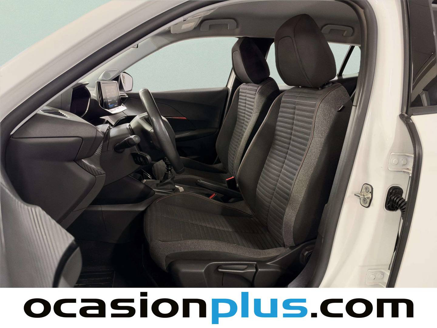 Foto asientos delanteros Peugeot 2008 Peugeot 2008 Puretech 100 S&S Active (100 CV)