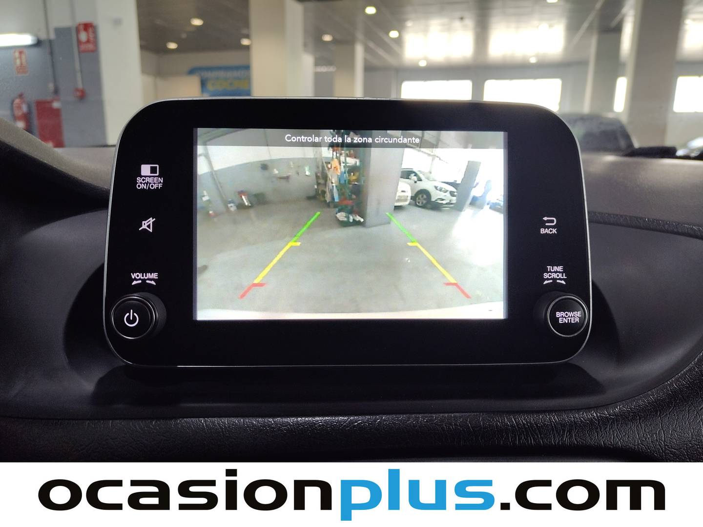 Extras y acabados del Fiat Tipo Fiat Tipo 1.4 Fire Lounge (95 CV)