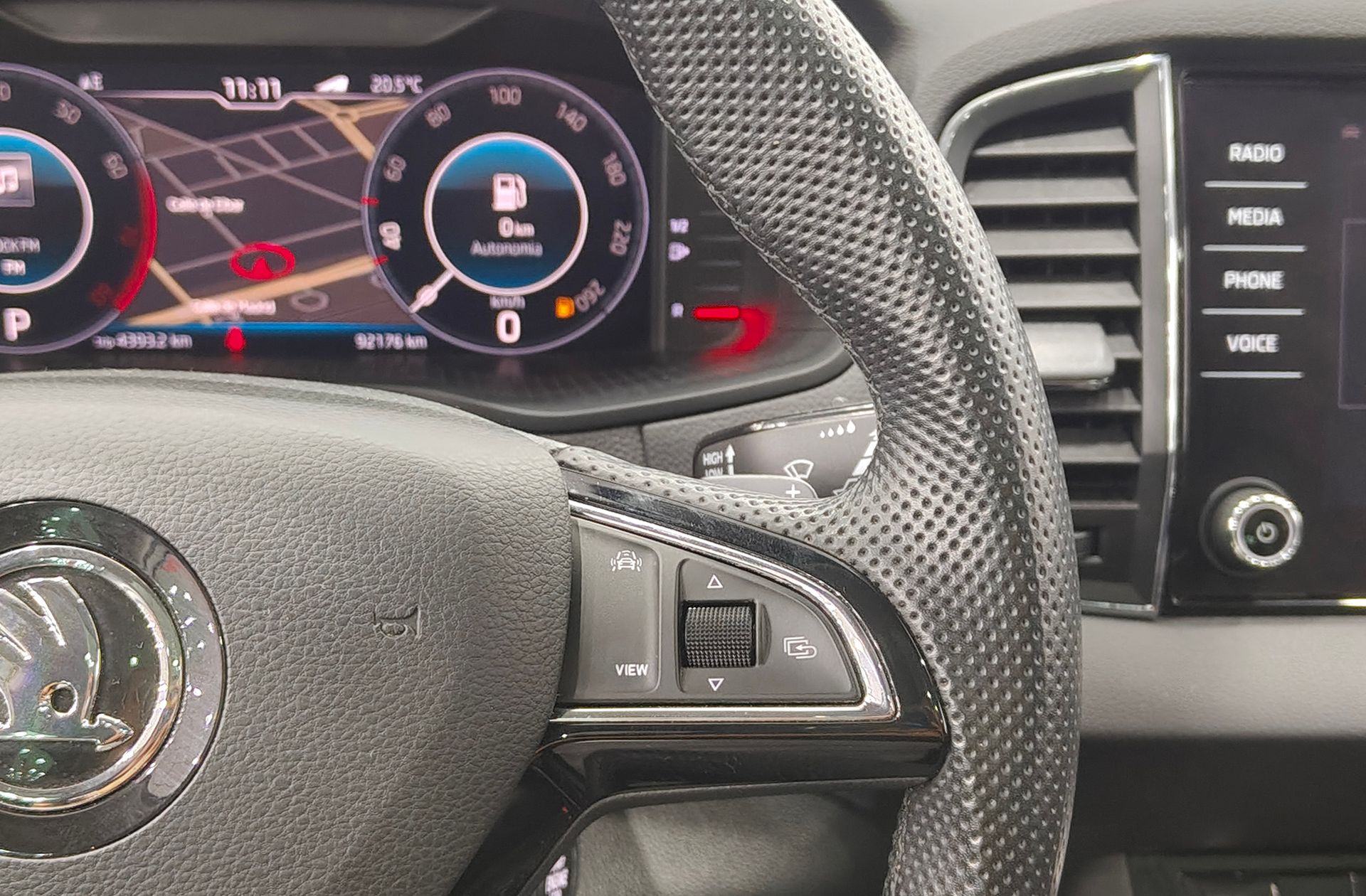 Škoda Karoq 1.5 TSI ACT Style DSG - foto 28