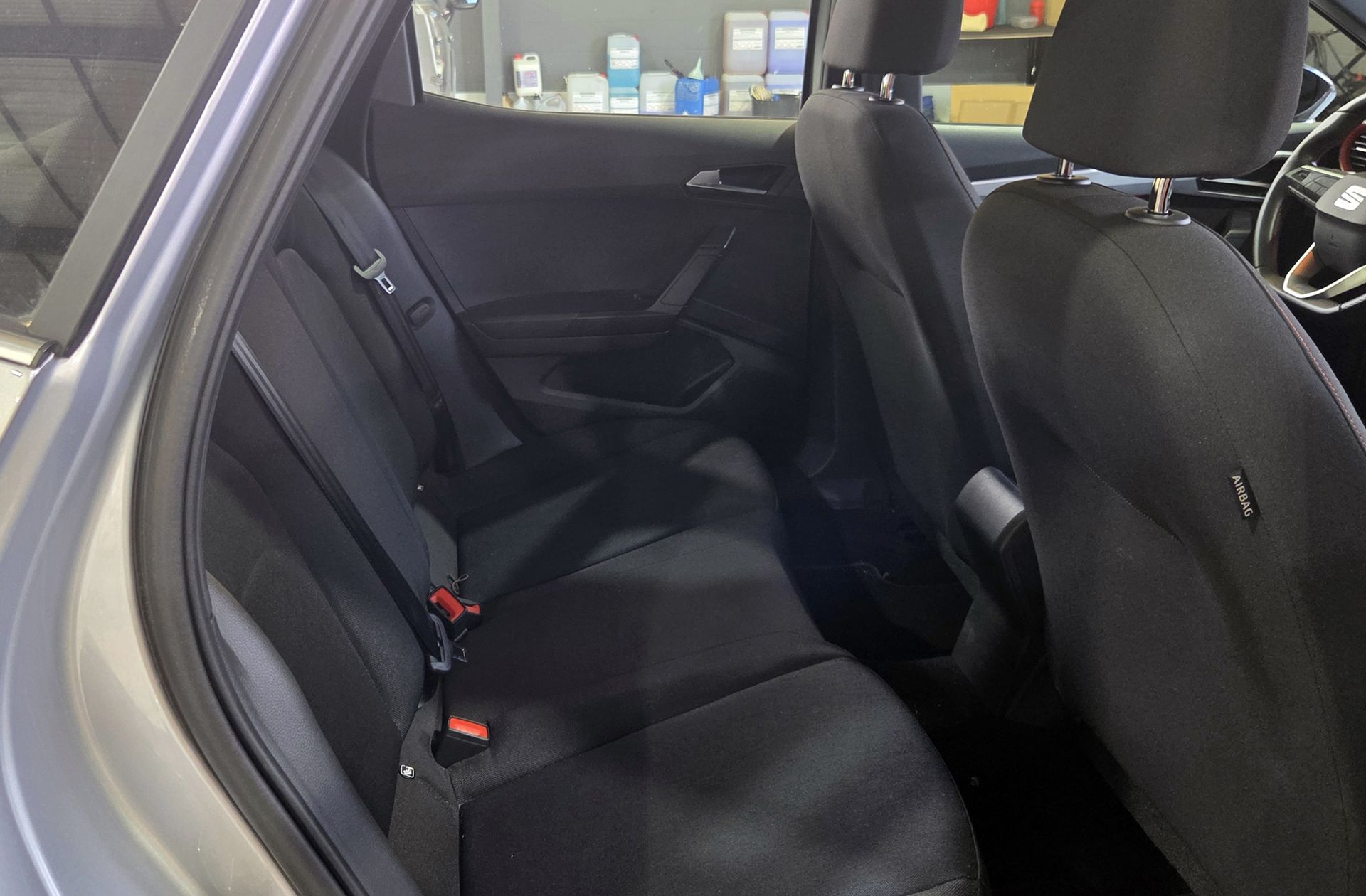 SEAT Arona 1.0 TSI FR XM - foto 17
