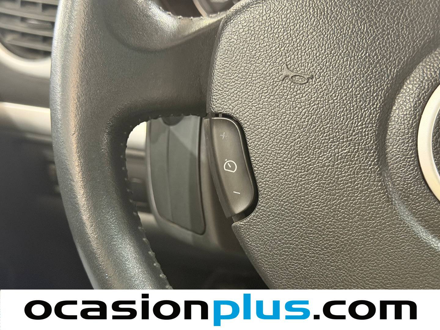 Equipamiento del Renault Clio Renault Clio 1.6 16v iMusic Confort Dynamique (110 CV)