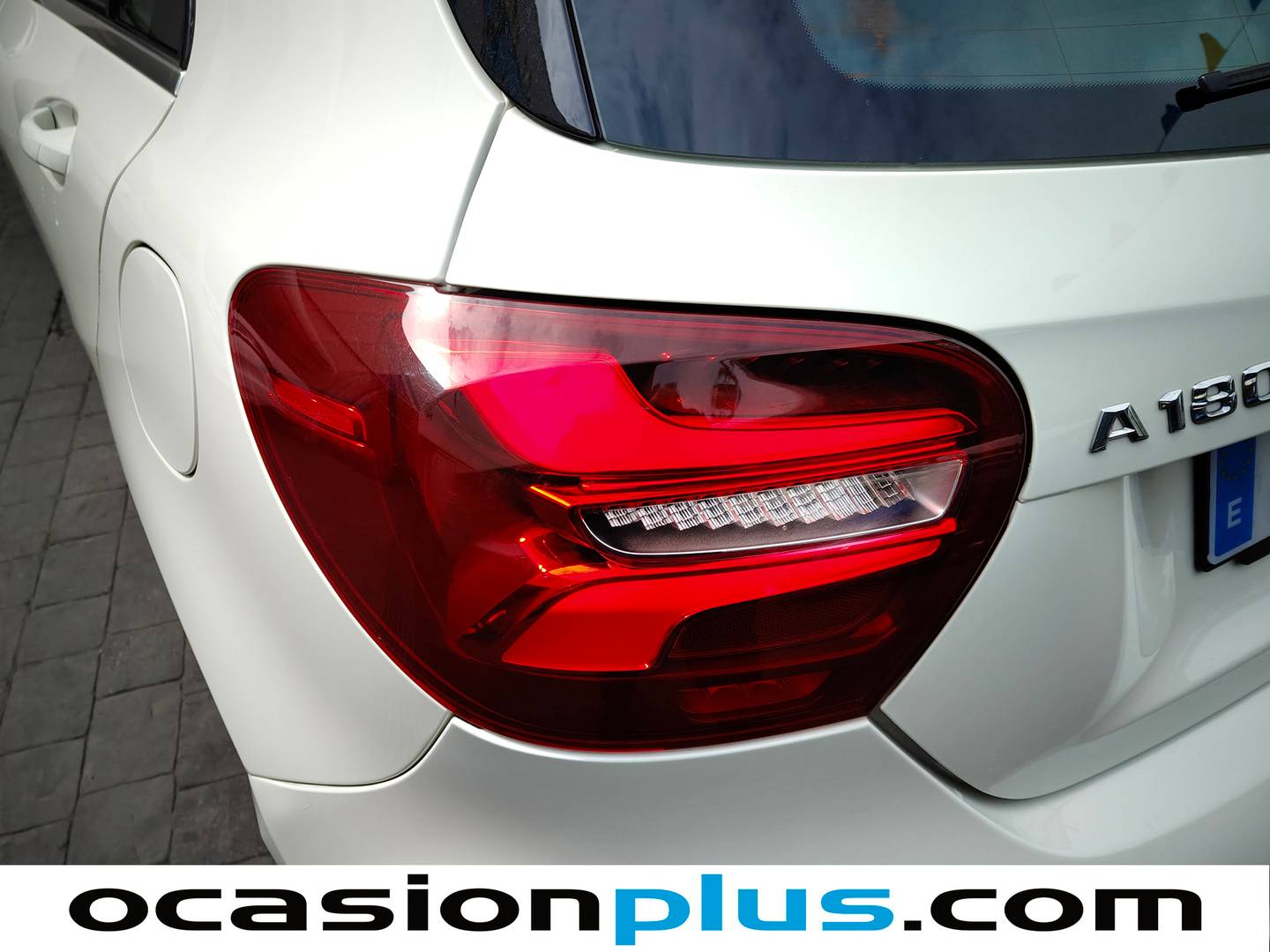 Accesorios del Mercedes Clase A Mercedes Clase A 180 AMG Line (122 CV)