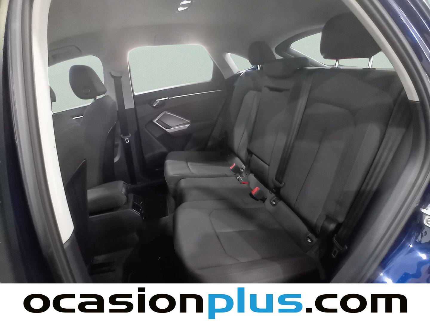 Foto asientos traseros Audi Q3 Sportback Audi Q3 Sportback TFSIe Sportback TFSIe Advanced 45 TFSI e (245 CV) S-Tronic