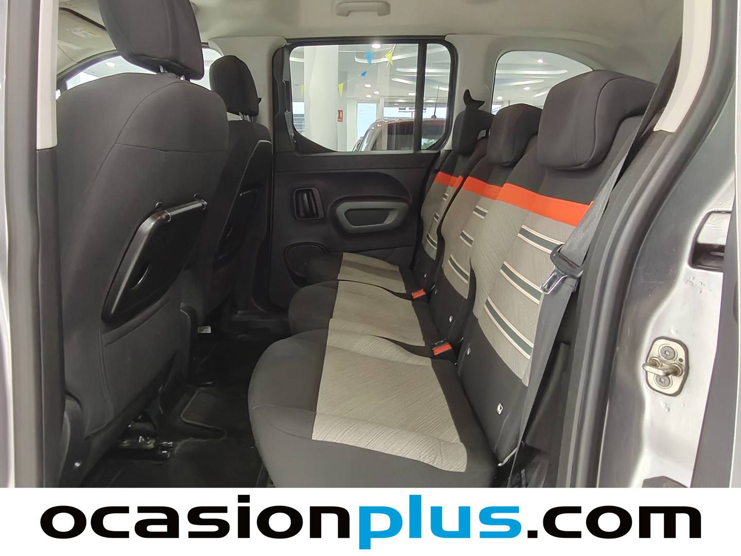 Foto Citroën Berlingo Citroen Berlingo BlueHDi 100 Talla M Shine (102 CV)