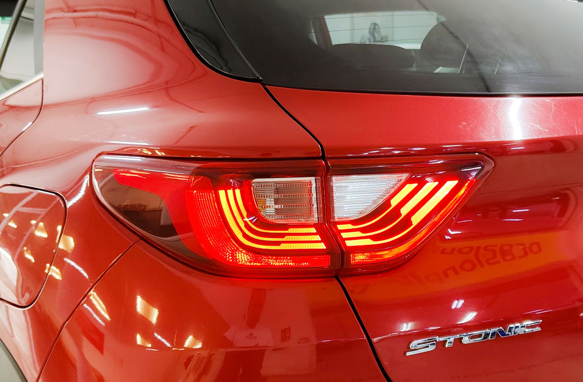 Kia Stonic 1.0 T-GDi Eco-Dynamic Drive - foto 16