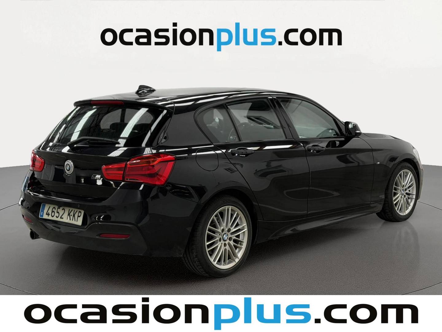 Foto trasera BMW Serie 1 BMW Serie 1 118i (136 CV) Pack M derecha