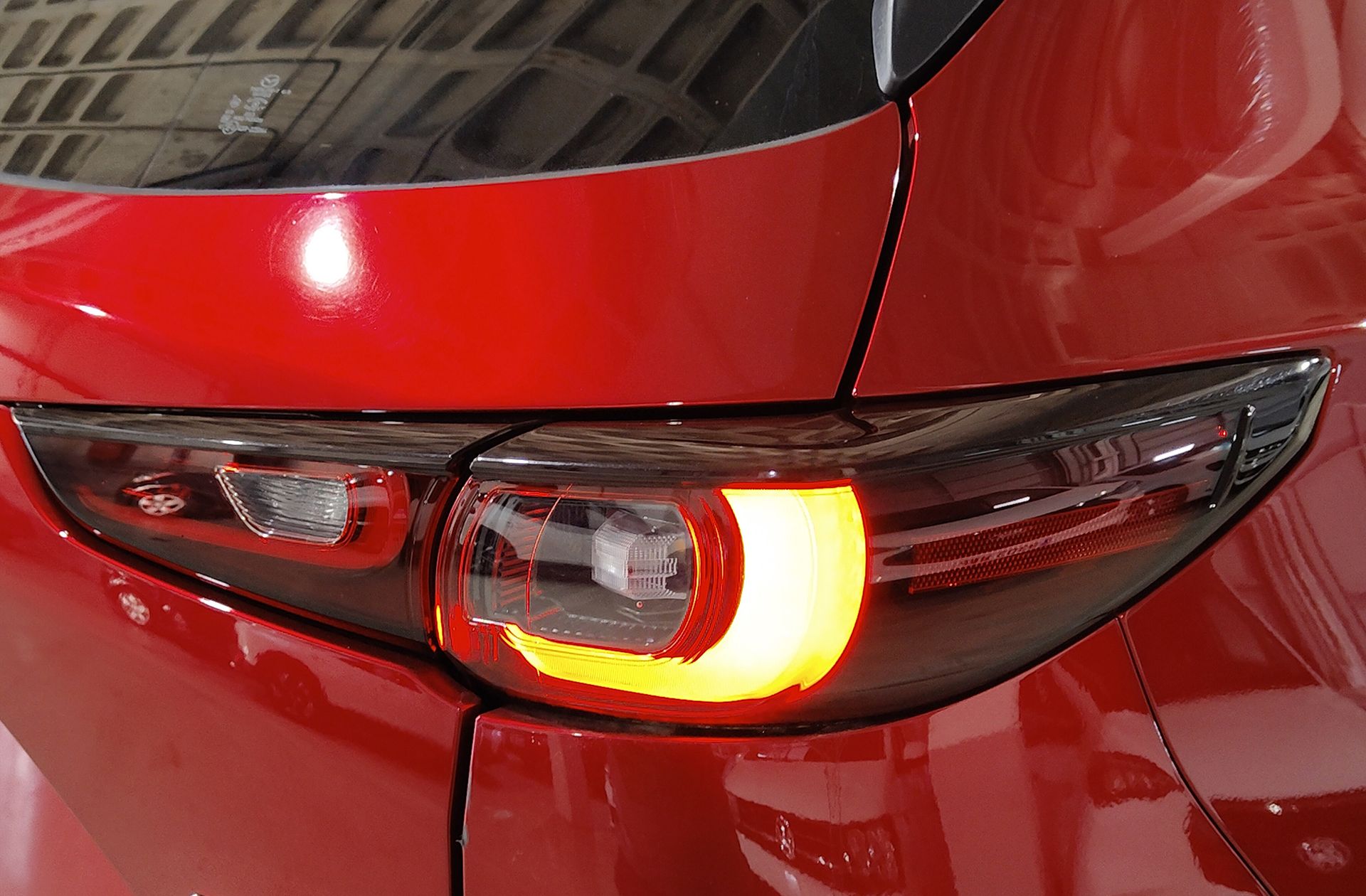 Mazda CX-5 2.0 MHEV Center-Line Plus - foto 19