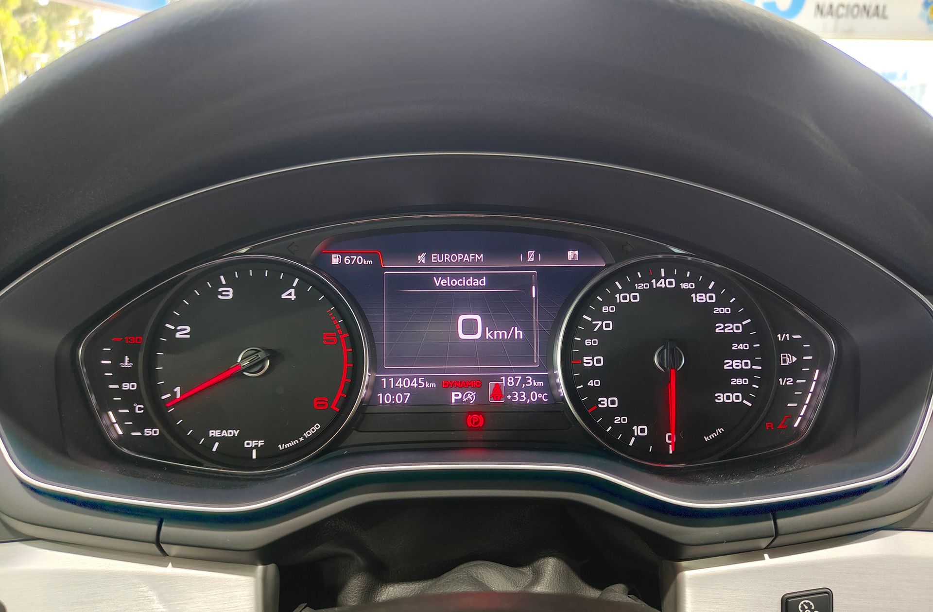 Audi A4 Avant S line 35 TDI S tronic - foto 27