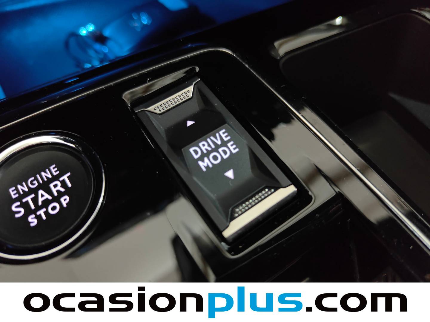 Foto Peugeot 3008 Hybrid Peugeot 3008 3008 Hybrid 300 Allure Pack e-EAT8 (300 CV)