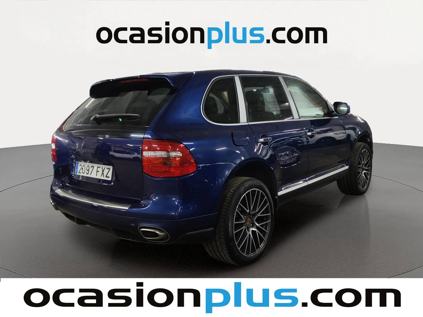 Foto trasera Porsche Cayenne Porsche Cayenne (290 CV) derecha