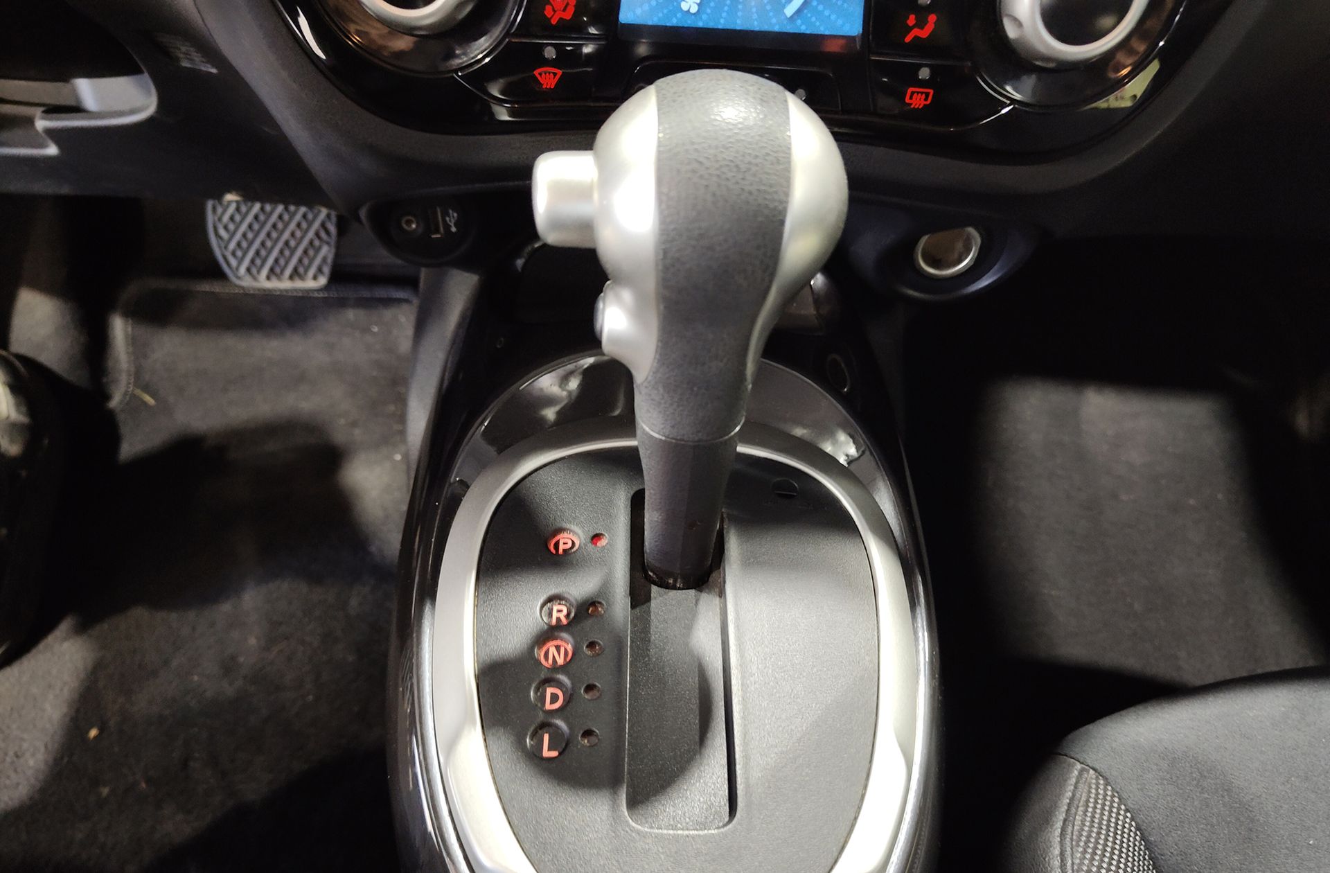 Nissan Juke 1.6 N-Connecta 4x2 XTronic - foto 5