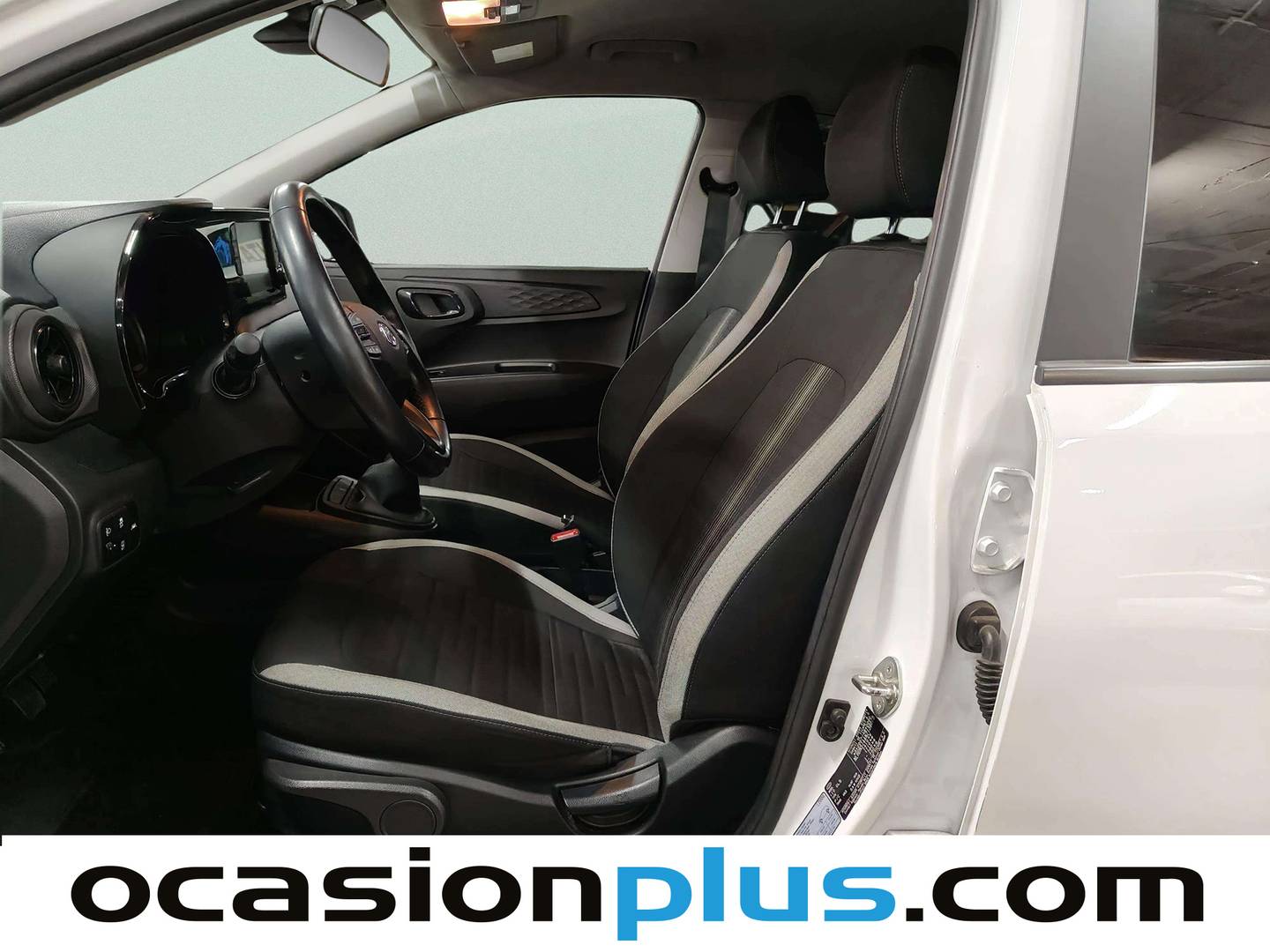 Foto asientos delanteros Hyundai i10 Hyundai i10 1.0 Klass (67 CV)