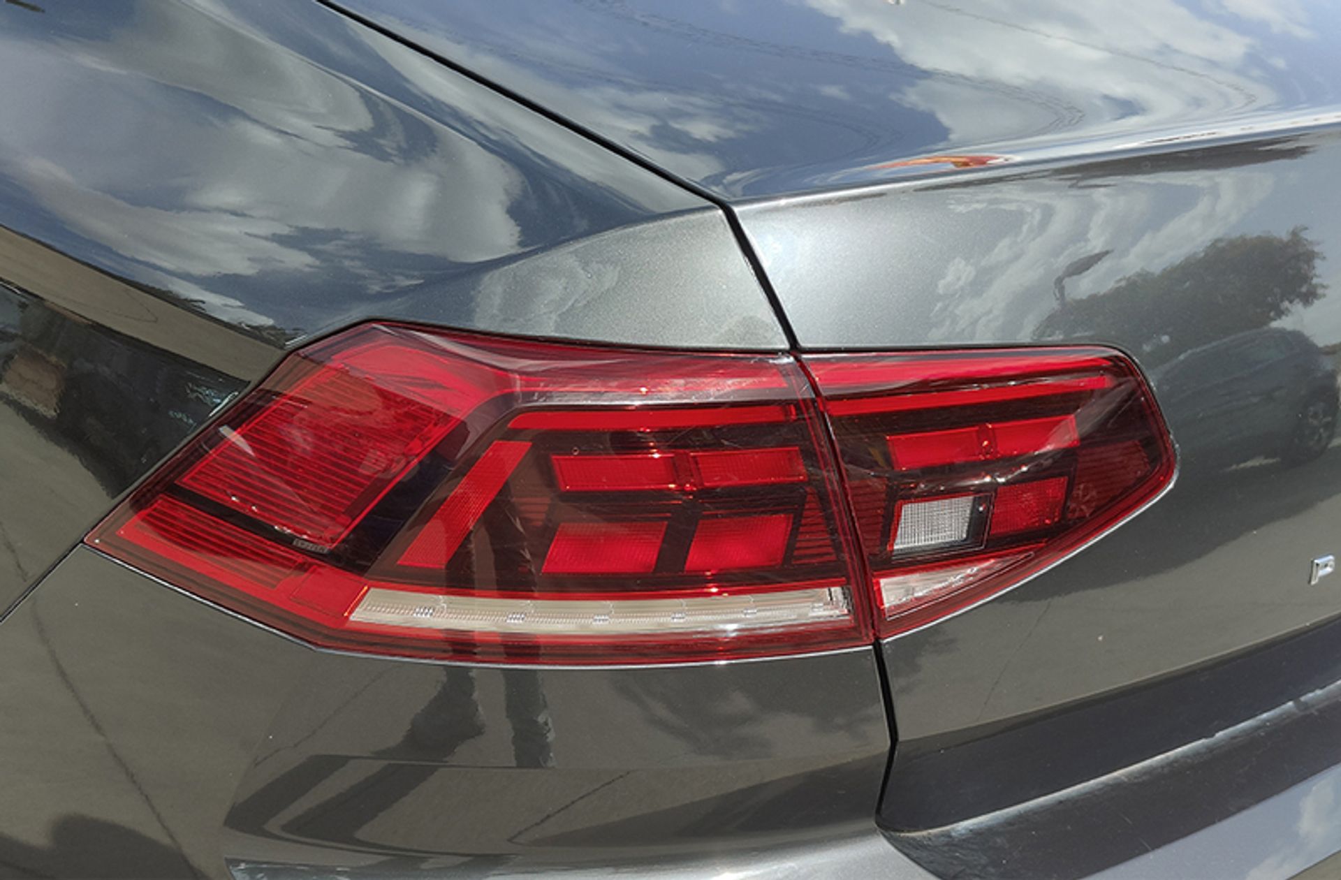 Volkswagen Passat Business 1.6 TDI DSG - foto 15