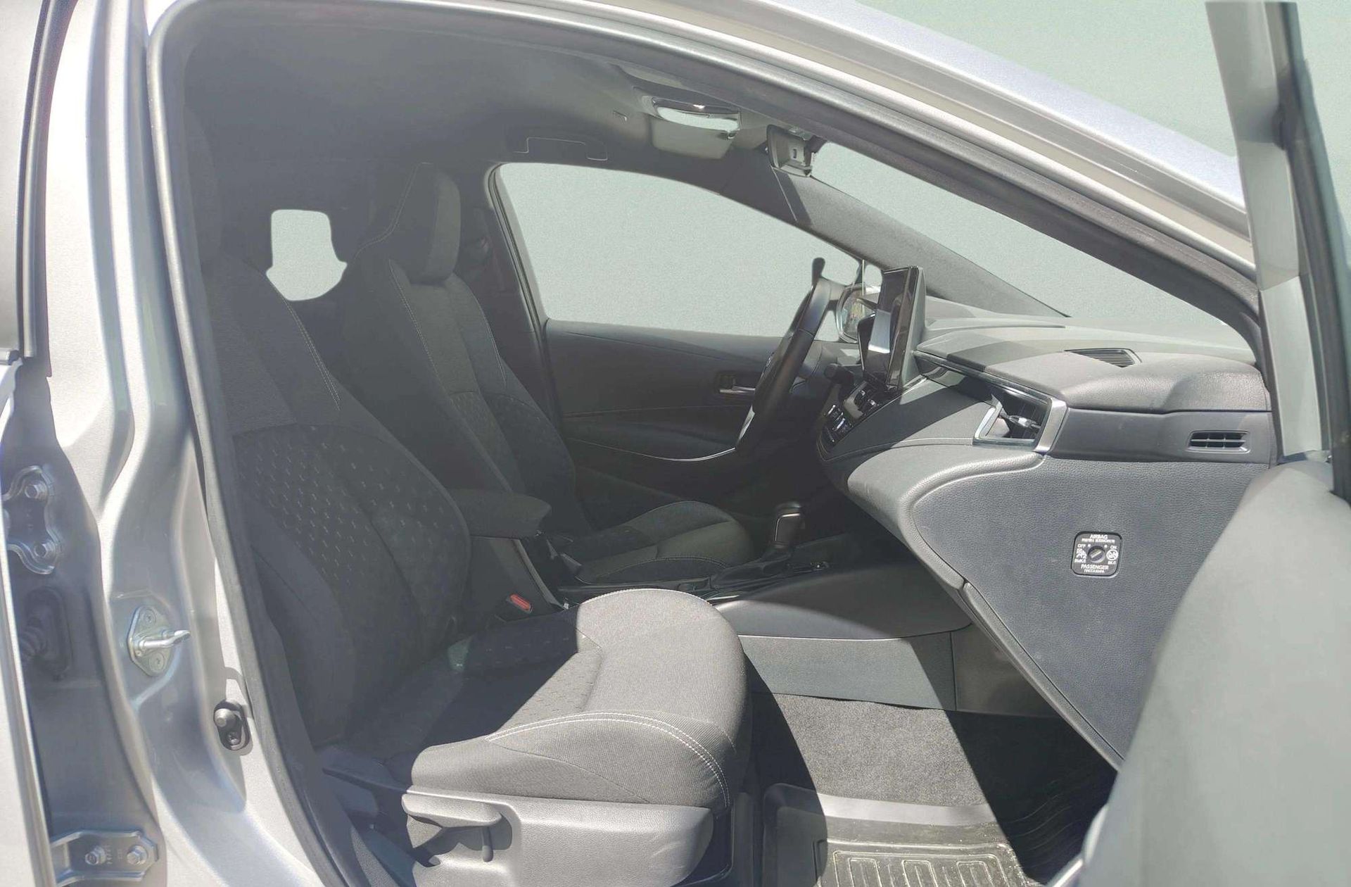 Toyota Corolla Touring Sports 140H Active Plus - foto 17