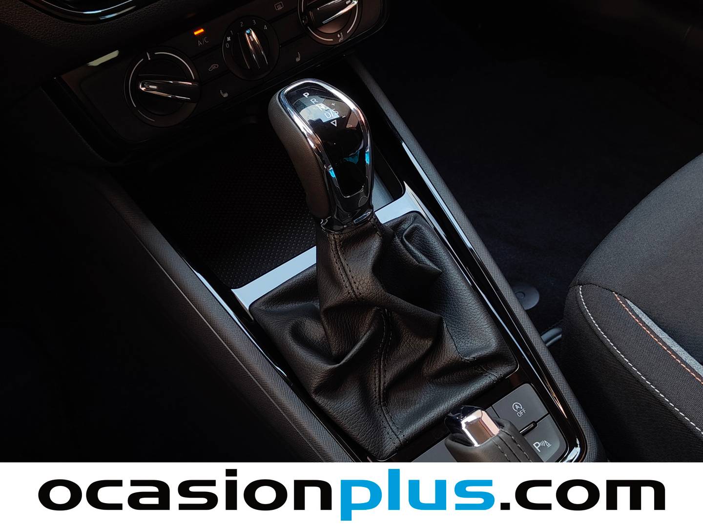 Skoda Kamiq Skoda Kamiq 1.0 TSI Selection DSG (115 CV) de segunda mano