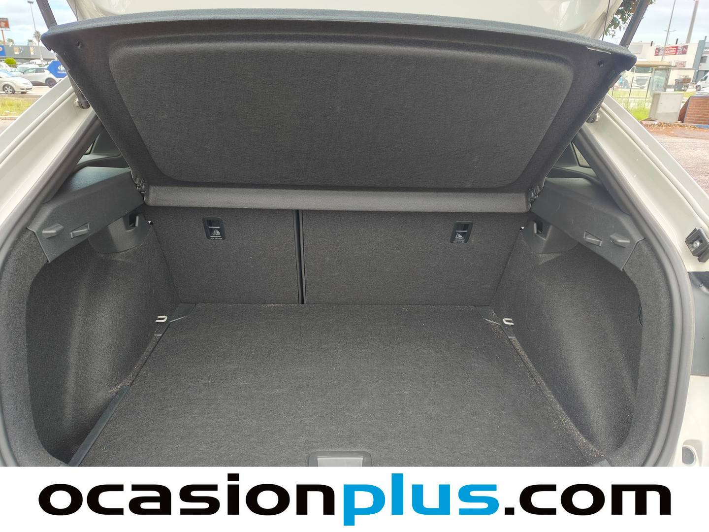 Fotos maletero Volkswagen Taigo Volkswagen Taigo R-Line 1.5 TSI (150 CV) DSG