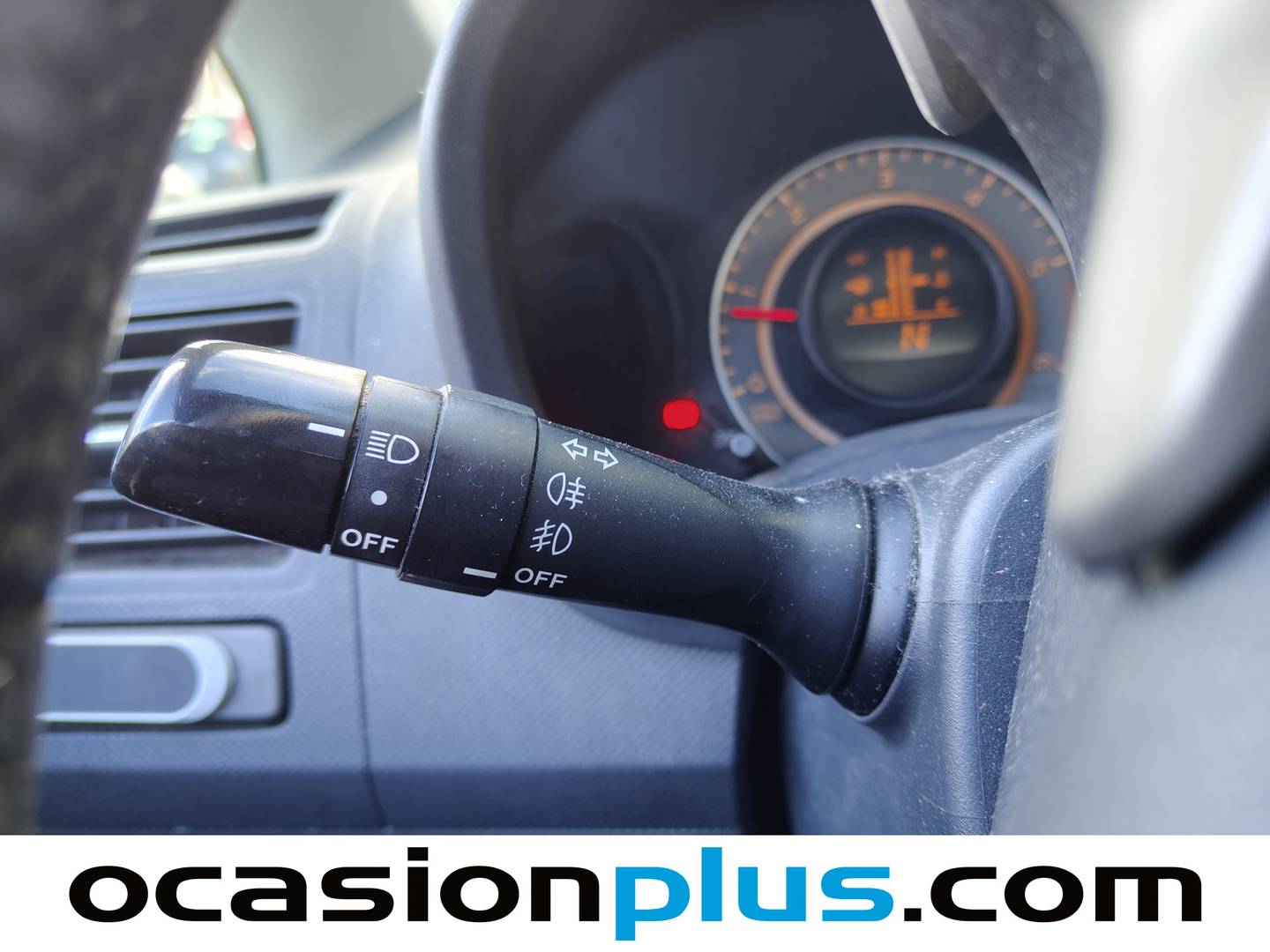 Foto Toyota Auris Toyota Auris 1.4 D-4D Luna Plus M/M (90 CV)