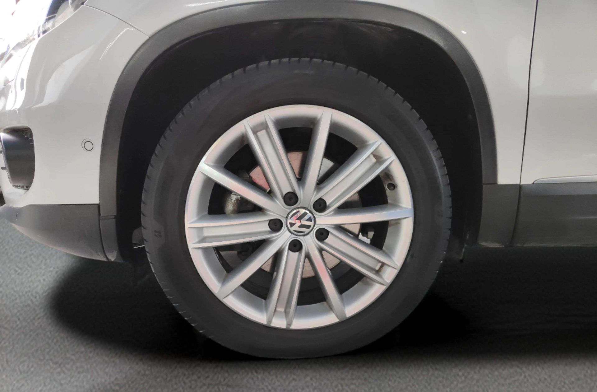 Volkswagen Tiguan T1 Sport 2.0 TDI BMT 4x2 - foto 35