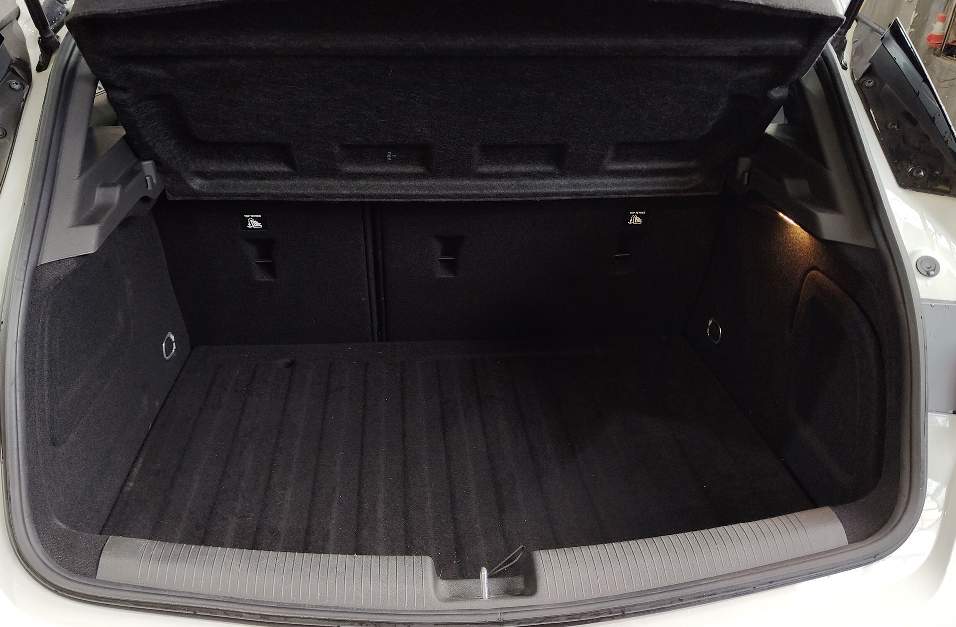 Opel Astra 1.6 CDTi Dynamic - foto 13